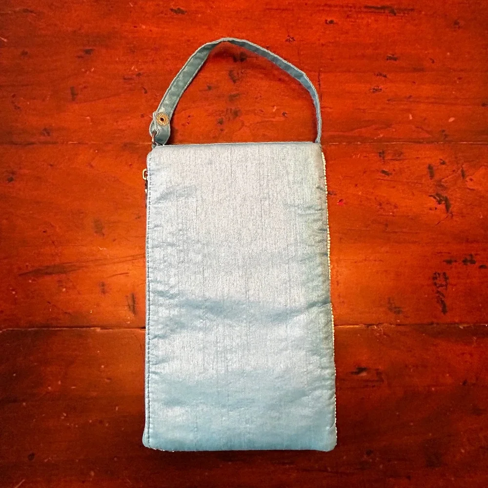 Bamboo Trading Co Seahorse Beaded Pouch Zipper w Shoulder Strap (not shown)